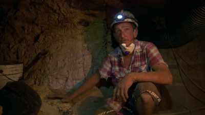 If it would have hit me, I probably
would have been like a pancake. - Outback Opal Hunters