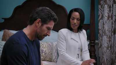 IF YOU CAN JUST KEEP
THOSE TWO INCHES - Tyler Perry's The Oval