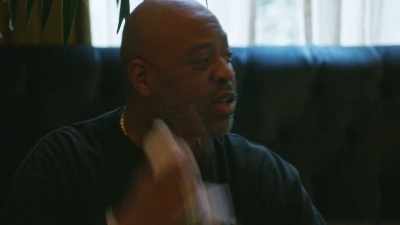 If you were that smart and had
all the intelligence in the world - Wu-Tang Clan: Of Mics and Men