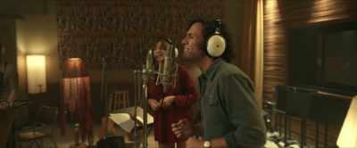♪ If you're gonna let me down,
let me down easy ♪ - Daisy Jones & the Six