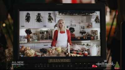 If you've invited people into your home,
well, you have to remember, - Road to Christmas