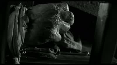 Igor, help me! - Van Helsing