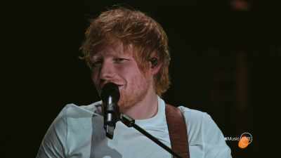 Ik ging huilend naar bed,
en ik werd wakker - Apple Music Live: Ed Sheeran