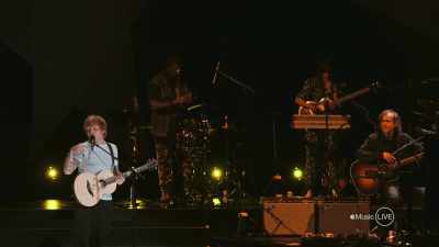 Ik heb hem ontmoet via Taylor, - Apple Music Live: Ed Sheeran