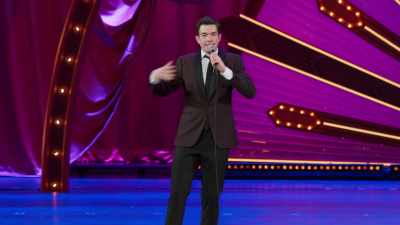I'll be at dinner,
just doing the bread and the seltzer, - John Mulaney: Kid Gorgeous at Radio City