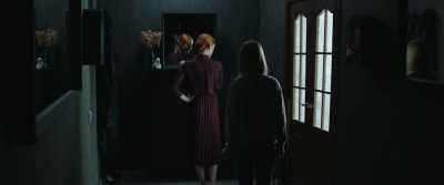 - I'll be back soon.
- Are you meeting that boy? - Baba Yaga: Terror of the Dark Forest