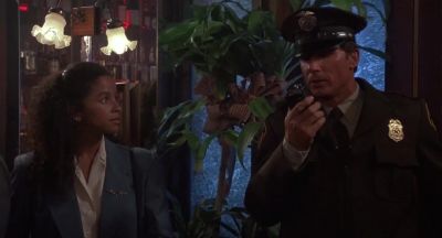 I'll be right there Wanna see me kick some ass - Commando