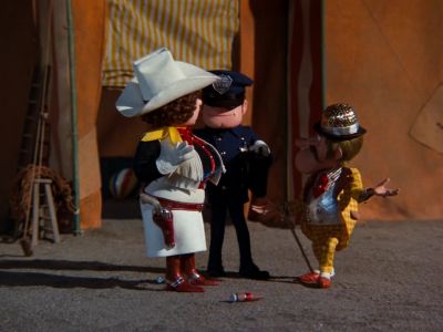I'll be taking that - Rudolph and Frosty's Christmas in July
