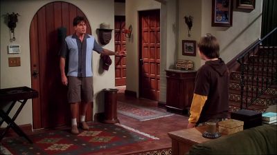 I'll be with you in a minute. - Two and a Half Men