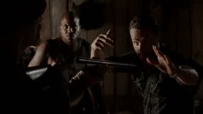 - I'll call the cops! - The Walking Dead