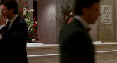 I'll call you back, Henri. - Home Alone 2: Lost in New York
