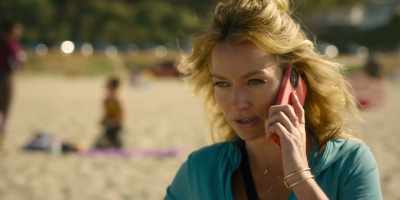 - I'll call you if I get anything.
- All right. - The Lincoln Lawyer