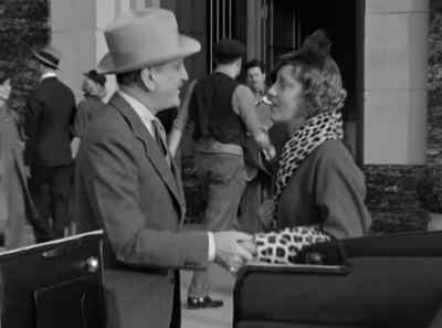 I'll call for you in an hour, dear. - The Cat and the Fiddle