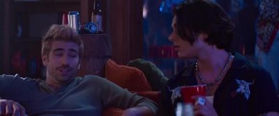 - I'll do dare.
- Dare, hm. - After