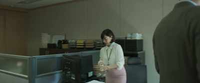 I'll do that. T's my desk. - Innocent Witness