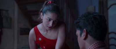 I'll get hurt. I'll get hurt. - Darlings