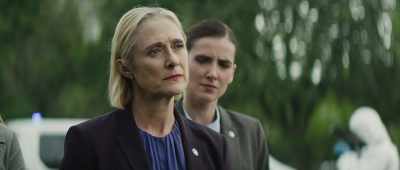 I'll give you 24 hours
and a surveillance Van. - Hitman's Wife's Bodyguard
