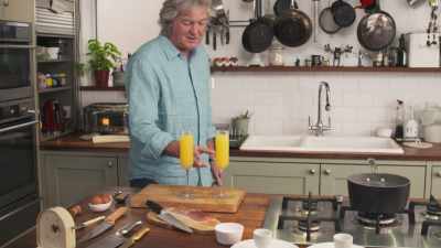 I'll give the decent one
to Nikki, - James May: Oh Cook!