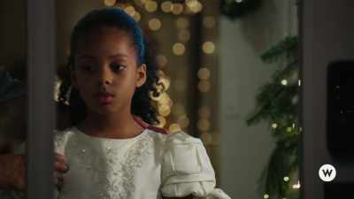 I'll go get my purse
and we'll go, okay. - Inventing the Christmas Prince