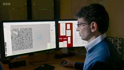 I'll go to magnify it
ten times this time, - Secrets of Size: Atoms to Supergalaxies