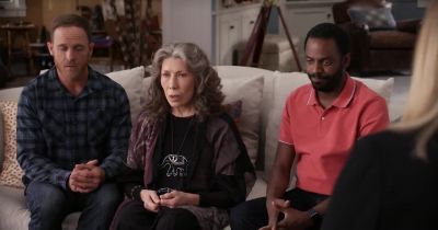 I'll go. - Grace and Frankie