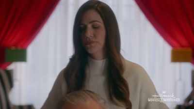 I'll handle it. You have
to stay on the sidelines. - Cut, Color, Murder