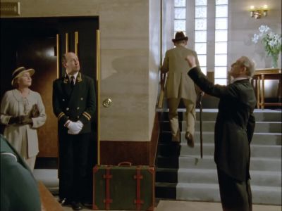 - I'll have your bag
sent up, sir. - Agatha Christie's Poirot
