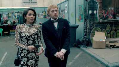 -I'll have it brought
around now, Sheikh. - Snatch