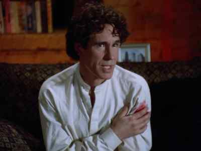I'll help you find her, Kent. - Lois & Clark: The New Adventures of Superman