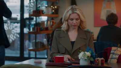 I'll just have whatever
she's having, thank you. - Friends & Family Christmas