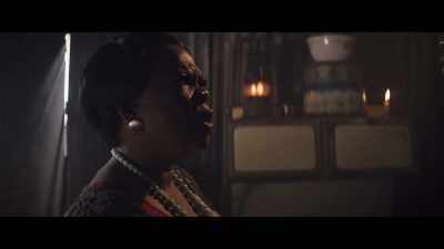 - I'll pay you soon.
- How're you gonna pay? Huh? - Amandla
