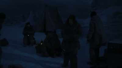 I'll put the third tent up. - The Terror
