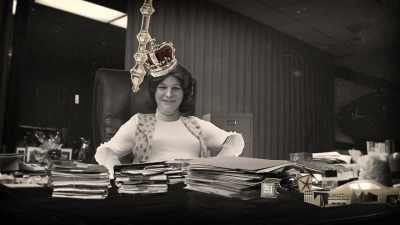 I'll run the auto industry
like a queen. - The Lady and the Dale