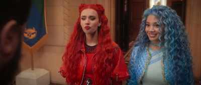 I'll settle you in after school,
but first let's get you to class. - Descendants: The Rise of Red