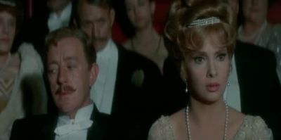 I'll show you what a man should be - Hotel Paradiso