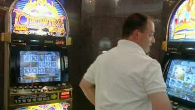 I'll spin one more time,
see I would have won there, - Louis Theroux: Life on the Edge