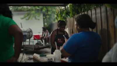 I'll take a chicken souse,
a pork souse... - Street Food: USA