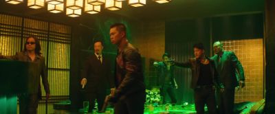I'll take a cranberry-grapefruit vodka. - Deadpool 2