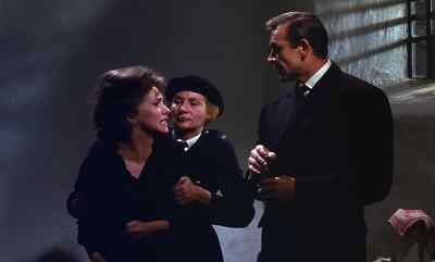 I'll take care
of her. - Woman of Straw