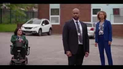 I'll take Coral home. - Waterloo Road