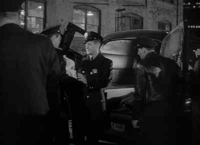 - I'll take it.
- Hey, take it easy, will you? - City That Never Sleeps