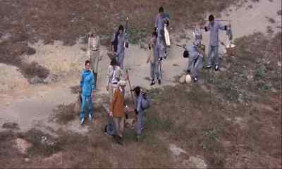 I'll take that, professor. - The Legend of the 7 Golden Vampires