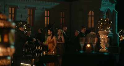 I'll take the rouge privé. - The Invitation