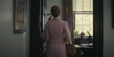 I'll tell you what.
I'm gonna have my office - Mrs. America