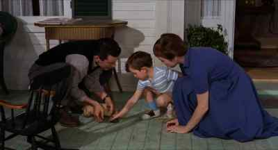 - I'll trade ya.
- Your mother for mine? - The Trouble with Harry