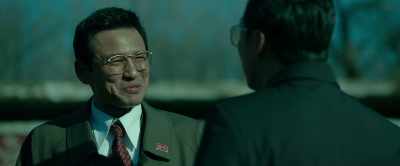 I'll wait for you here,
go with Comrade Kim. - The Spy Gone North
