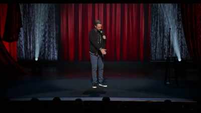 Ils ont mis du contreplaqué
dans l'herbe - Nate Bargatze: The Tennessee Kid