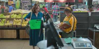- I'm a big fan. - Recipes for Love and Murder