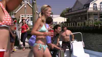 - I'M A DOCTOR.
TAKE ME OUT THERE. - Royal Pains