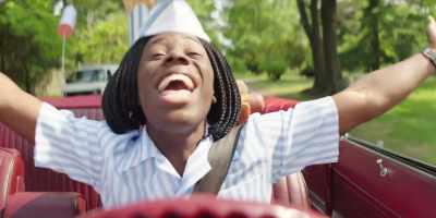 ♪ I'm a dude, he's a dude,
she's a dude ♪ - Good Burger 2